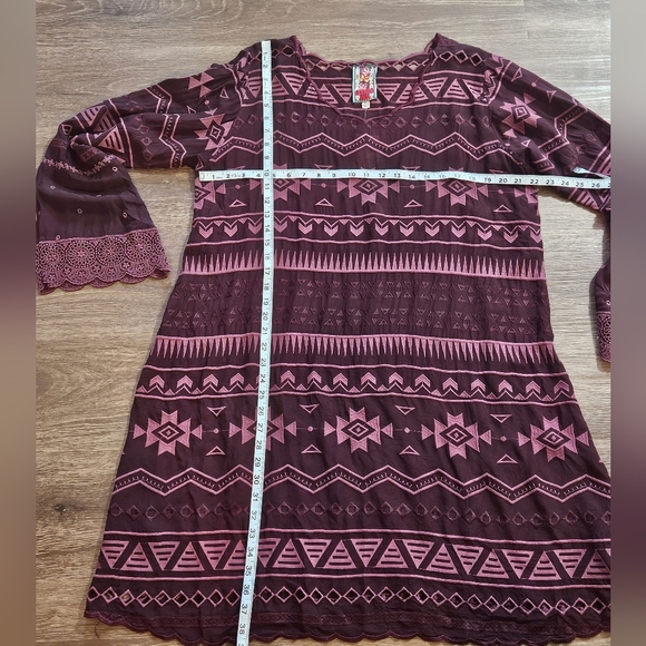 Johnny Was Women Boho Eyelet Embroidered Long sleeves Shift Slip Mini Dress - Picture 9 of 13